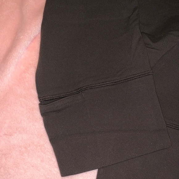 Dark brown Lululemon capris - Picture 3 of 3